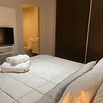 Luxury Apartment - Migueletes 702