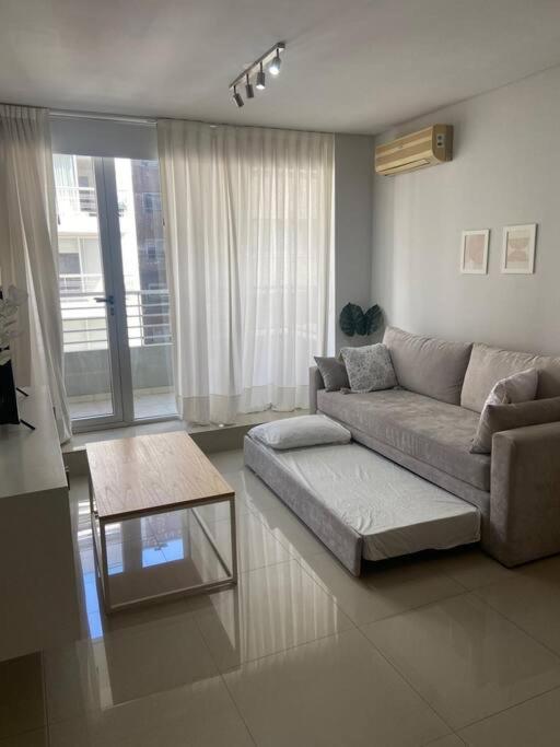 Luxury - Migueletes 702 * Buenos Aires